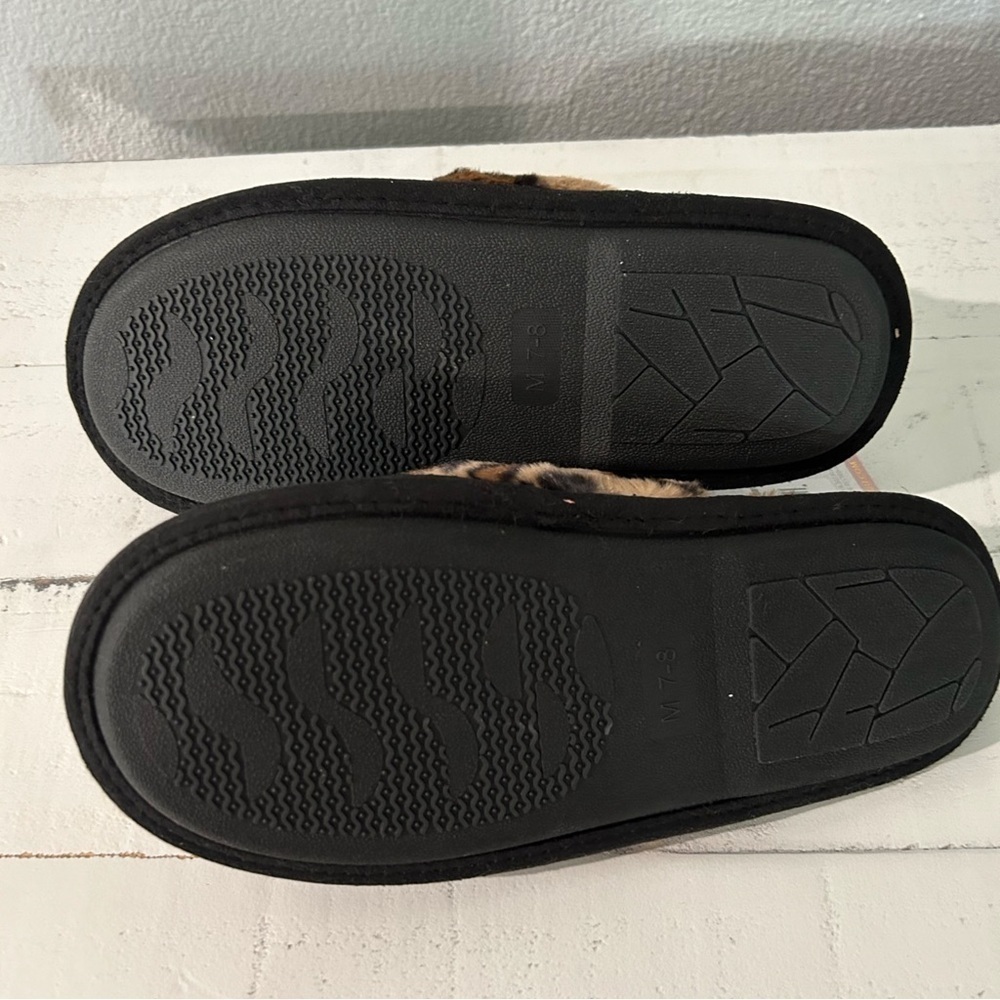 Jessica Simpson Womens Micro-Suede Scuff Slipper - Black and Brown - Picture 11 of 11